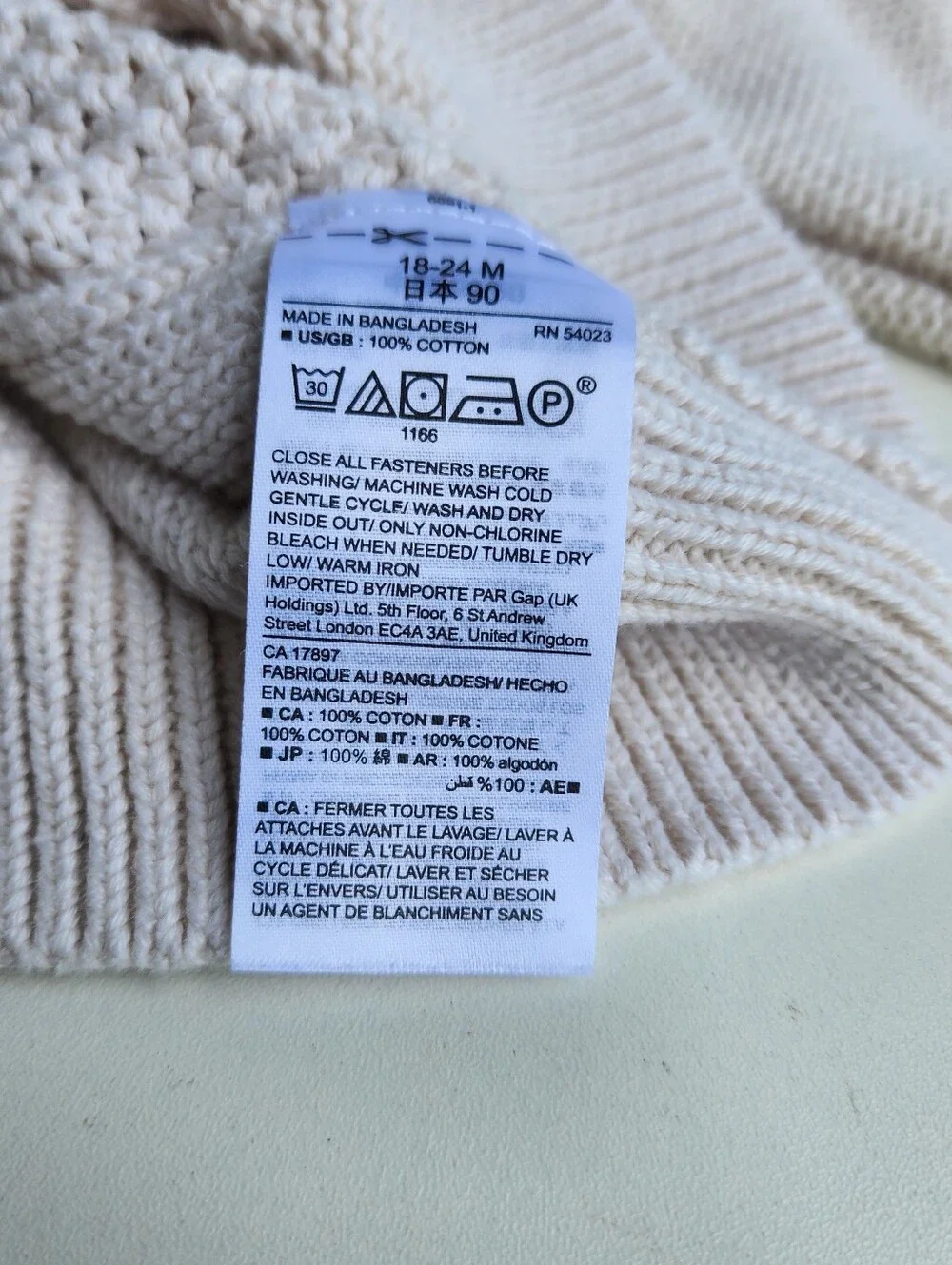 Baby GAP Size 18-24 Months Ivory  Cream Long Sleeved Cable Knit Sweater Cotton